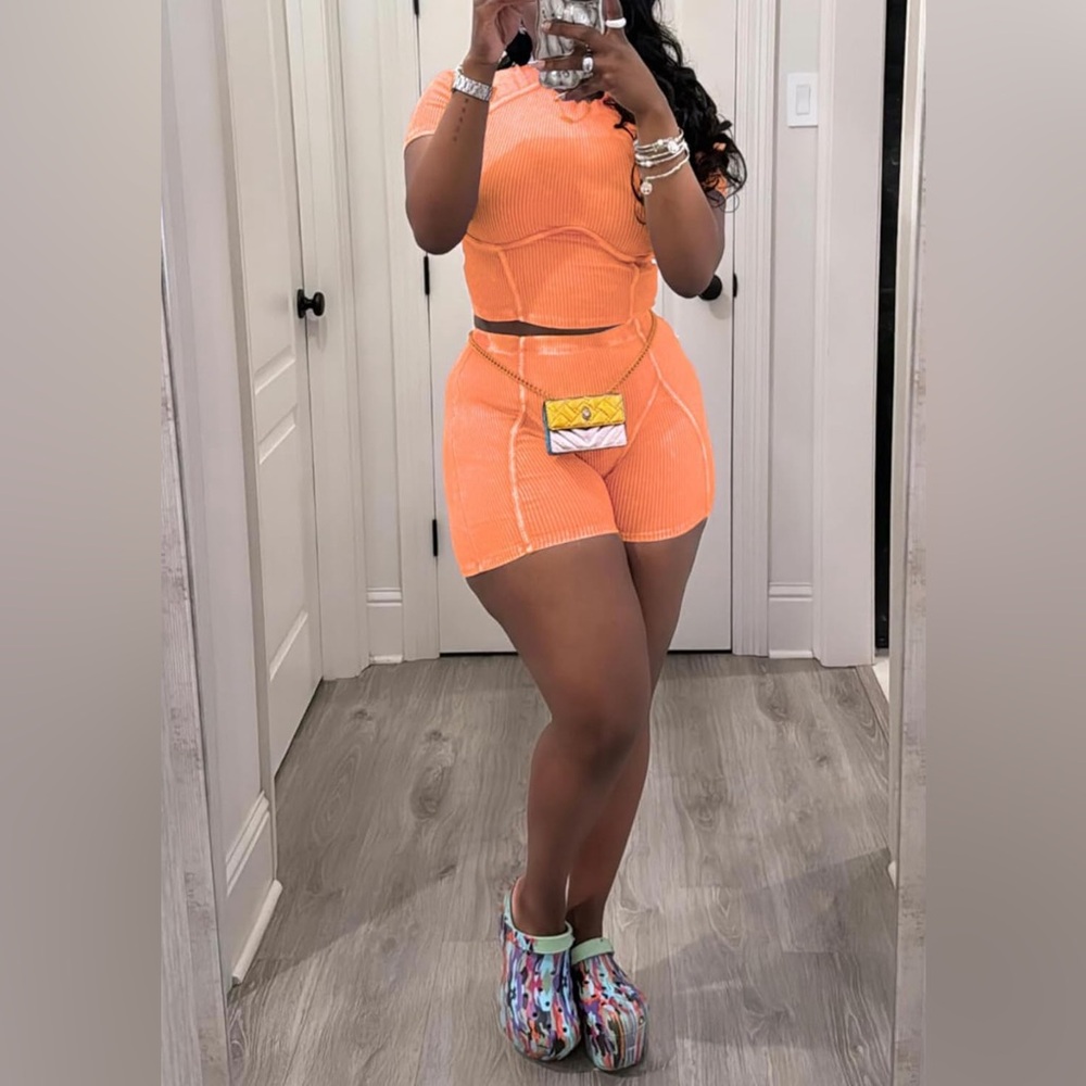 Casual Workout Stretchy High Waist Yoga Short and Crop Top Athletic Outfits 2024 - Picture 3 of 5